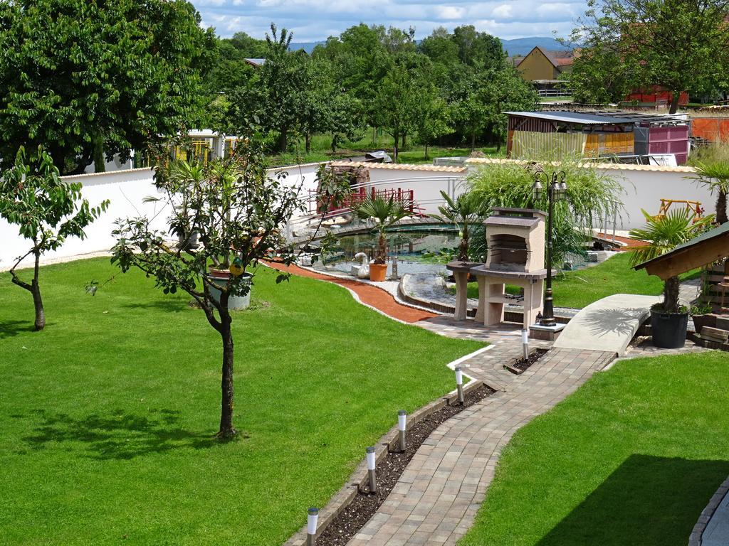 Apartment Euro As Kappel-Grafenhausen Exteriér fotografie